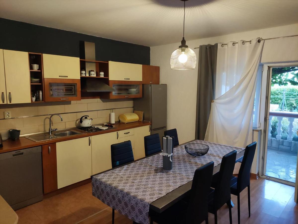 Apartment Cengo Kaštela Eksteriør billede